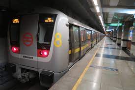  दिल्ली मेट्रो की नयी पहल – राजीव चौक मेट्रो स्टेशन पर गूंजा मधुर संगीत
