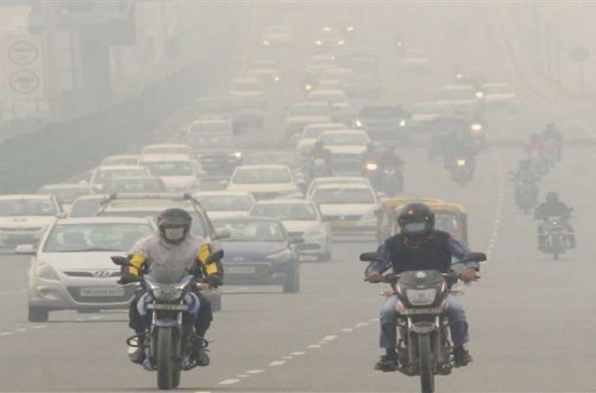 दिल्ली में बढ़ा प्रदूषण, अस्पतालों में बढ़ने लगे मरीज