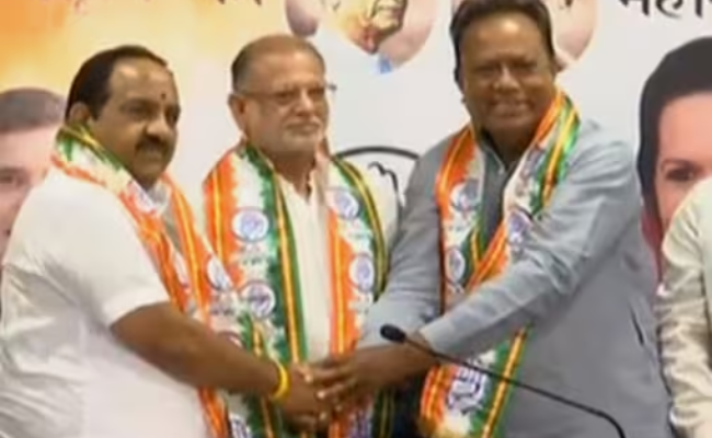  गुजरात : भाजपा विधायक ने कांग्रेस का थामा दामन, कहा – बीजेपी में नजरंदाज किया गया