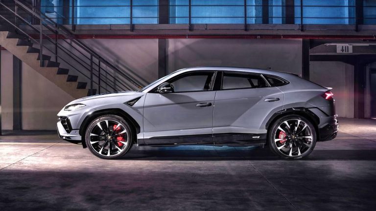 lamborghini_urus_s-
