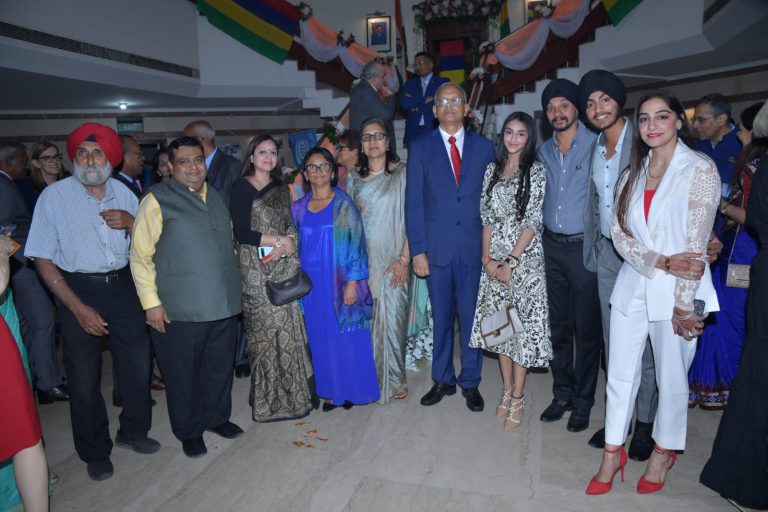 Delhi : Mauritius दूतावास में मॉरीशस के राष्ट्रीय दिवस का आयोजन, 300 अतिथियों ने लिया भाग