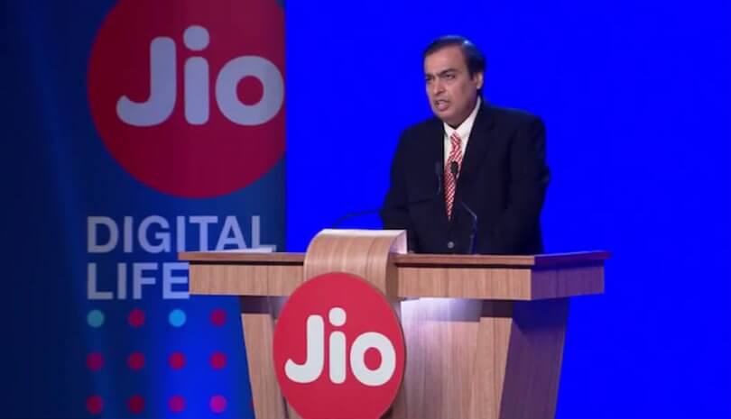 Reliance Jio: जियो ने लोगों को बनाया बेवकुफ! पहले फ्री में दी सर्विस और अब वसूल रहे मोटी रकम 