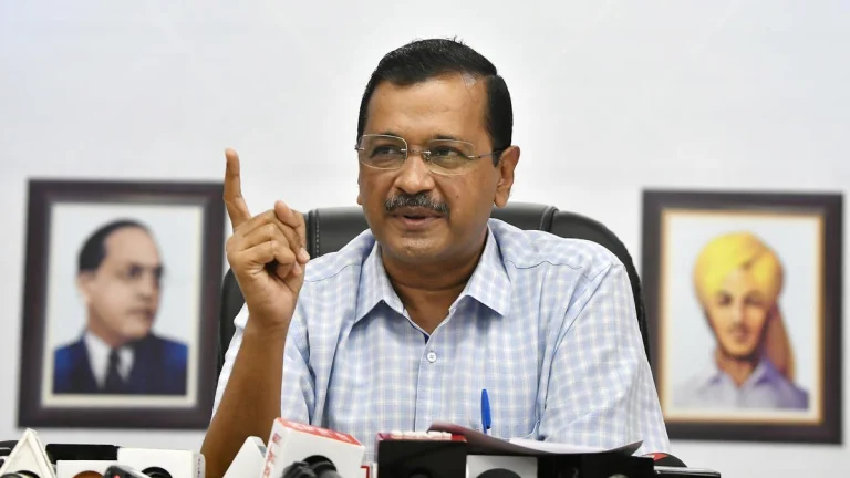AAP lashed out at Congress