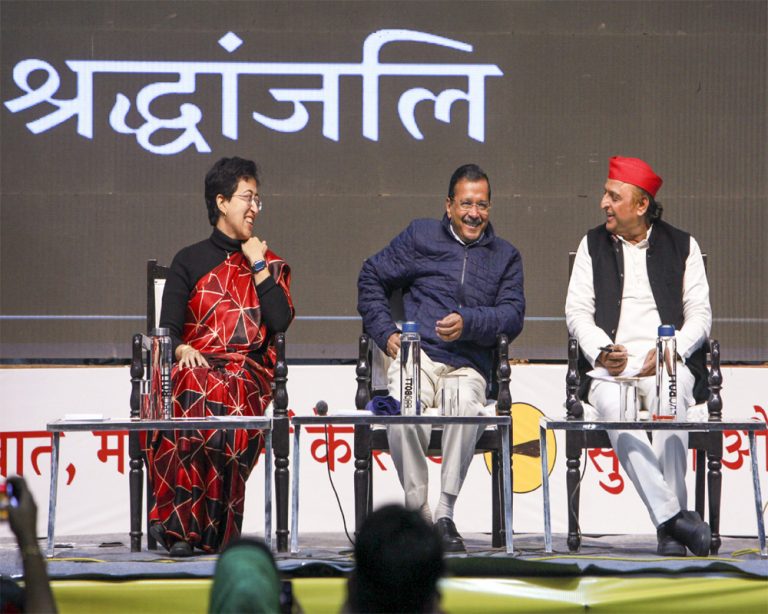 Samajwadi Party will support Aam Aadmi Party in Delhi Assembly Elections