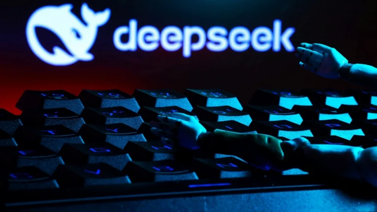 DeepSeek AI: क्या है चीनी ऐप DeepSeek AI, ChatGPT और Google Gemini से कितना है अलग
