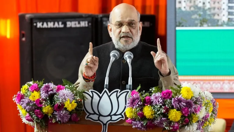 Delhi Election: Home Minister Amit Shah attacks AAP