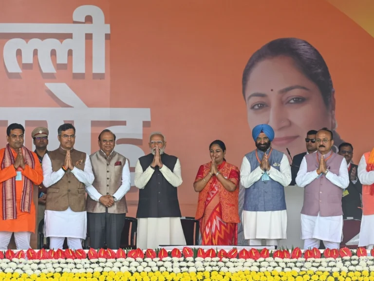 Delhi Government में हुआ विभागों का बंटवारा